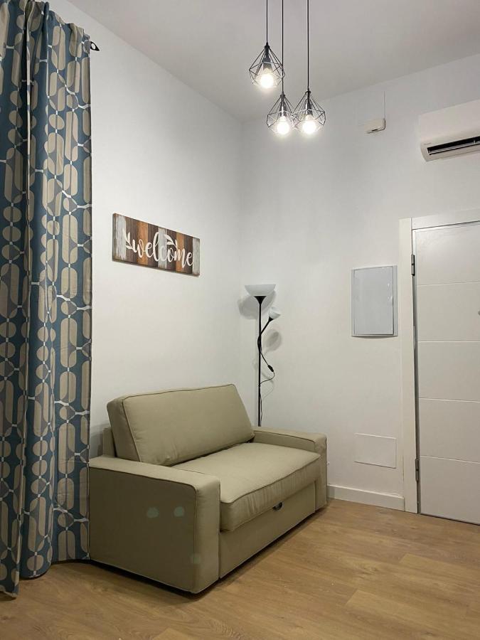 Ferienwohnung Aluche Aparment C Madrid Exterior foto